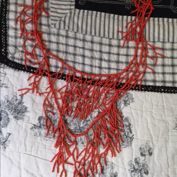 Vintage anthropologie necklace - Picture 2 of 2